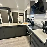 38 With Minster Views, Parking And Gym
