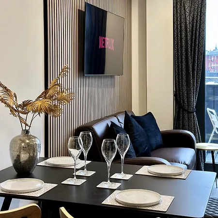 38 With Minster Views, Parking And Gym *