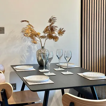 Apartment 38 With Minster Views, Parking And Gym