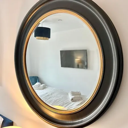 Apartment 38 With Minster Views, Parking And Gym